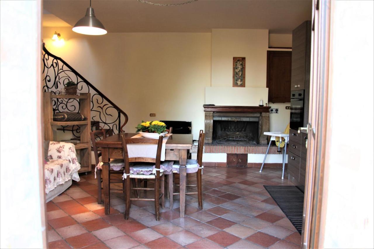 Appartamento CAMPAGNA - GIARDINO 10 min da Siena Malignano Esterno foto