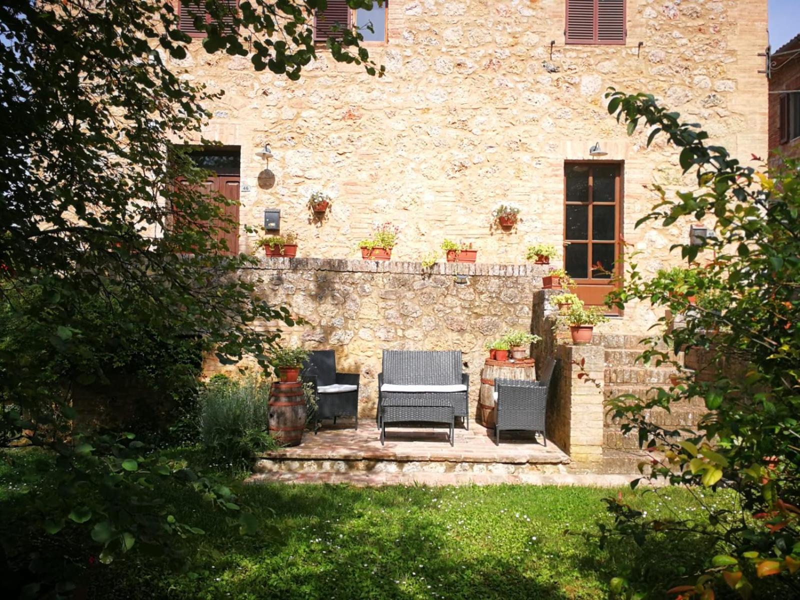 Appartamento CAMPAGNA - GIARDINO 10 min da Siena Malignano Esterno foto