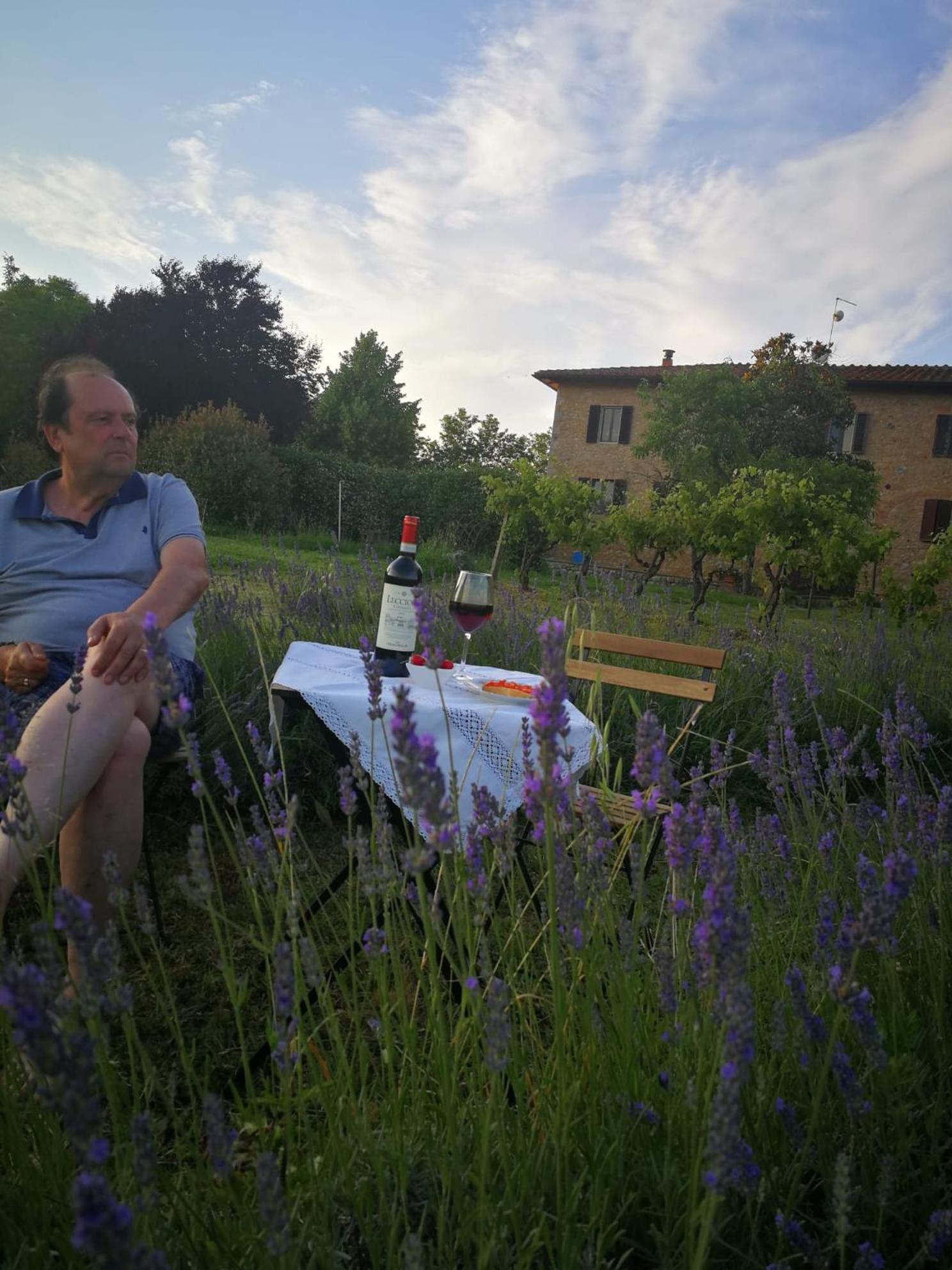 Appartamento CAMPAGNA - GIARDINO 10 min da Siena Malignano Esterno foto